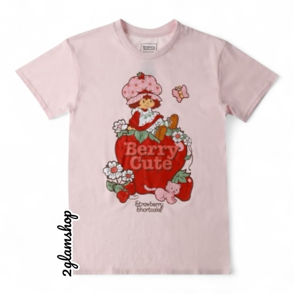 Strawberry Shortcake™ 'Berry Cute' Graphic Tee - Picture 1 of 2